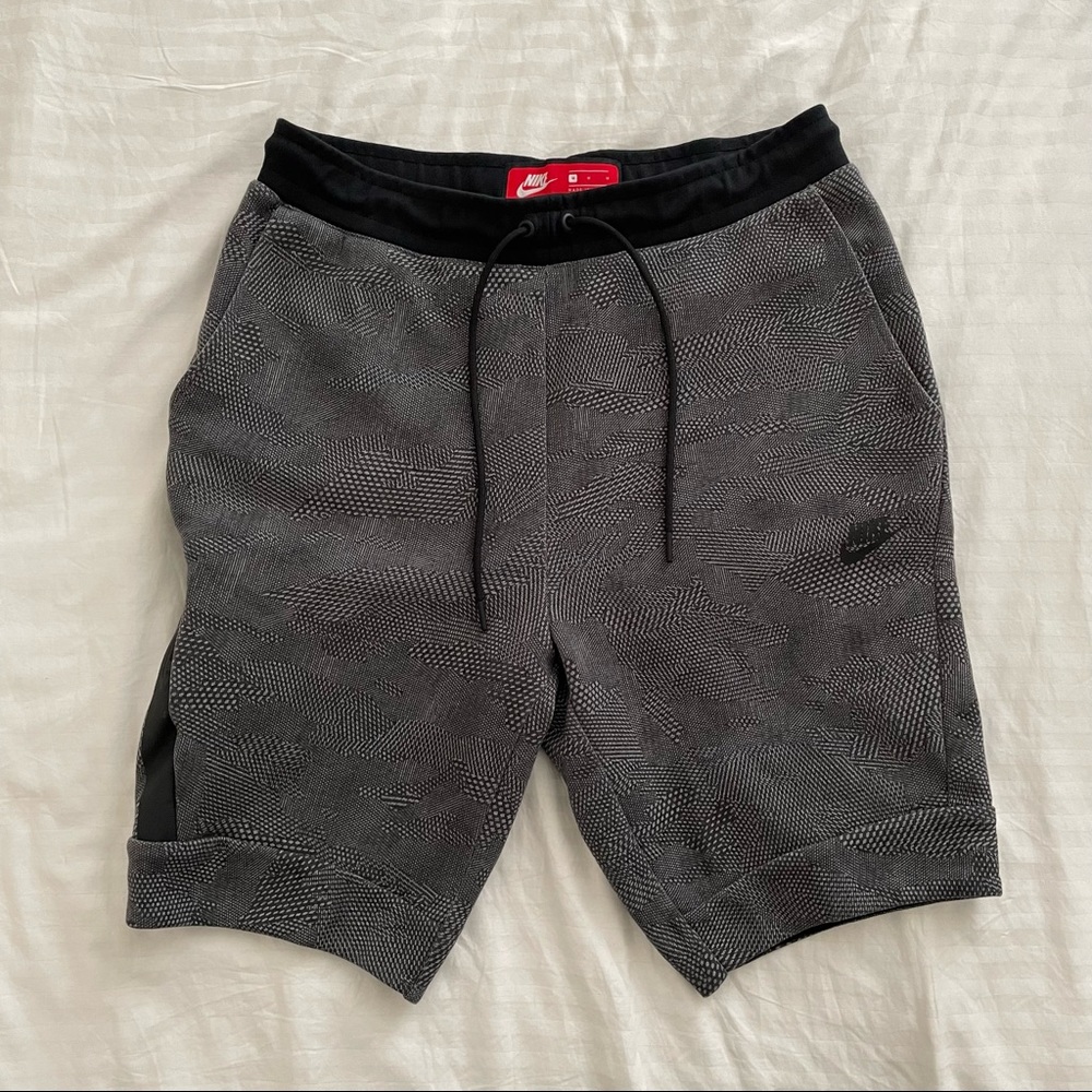 Nike Tech Fleece Shorts